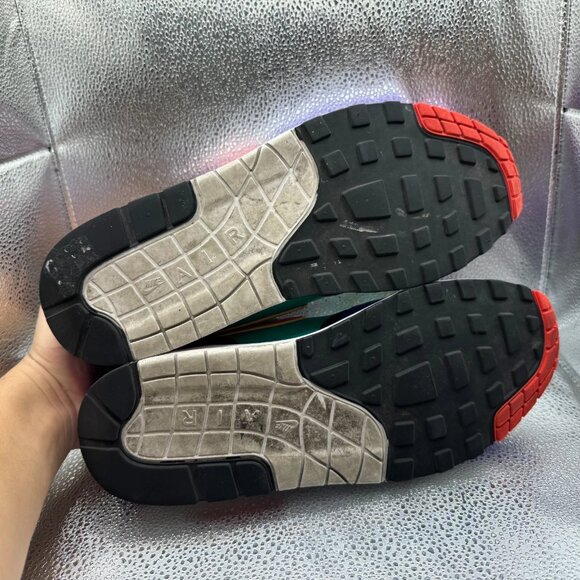 Size 10.5 Nike Air Max 1 SE Windbreaker 2019 Lace-Up Mens Sneaker‎ AO1021-023 - Picture 10 of 10